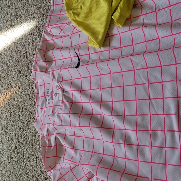 Athletic tees - Picture 2 of 4